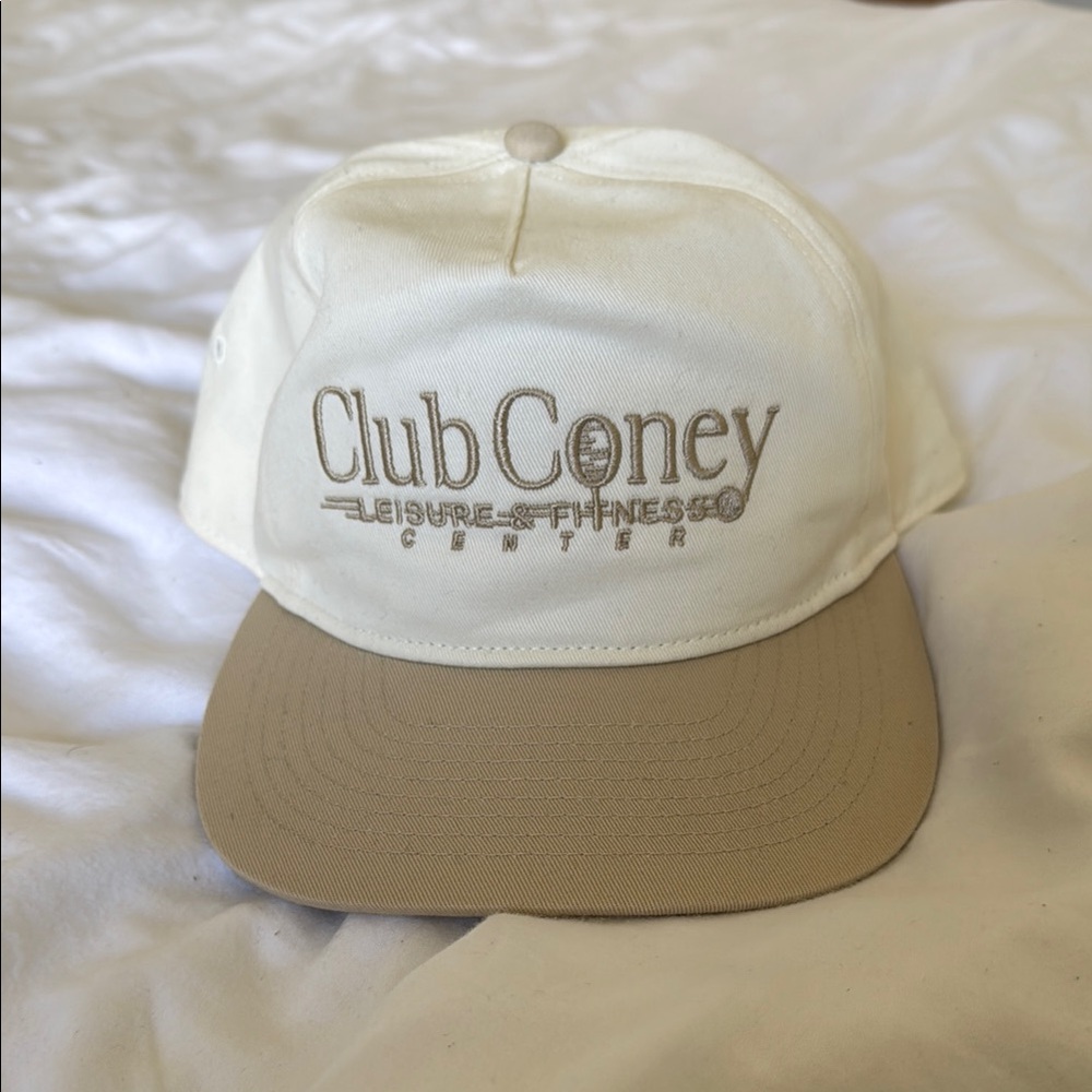 Club Coney Cap in Cream and Tan